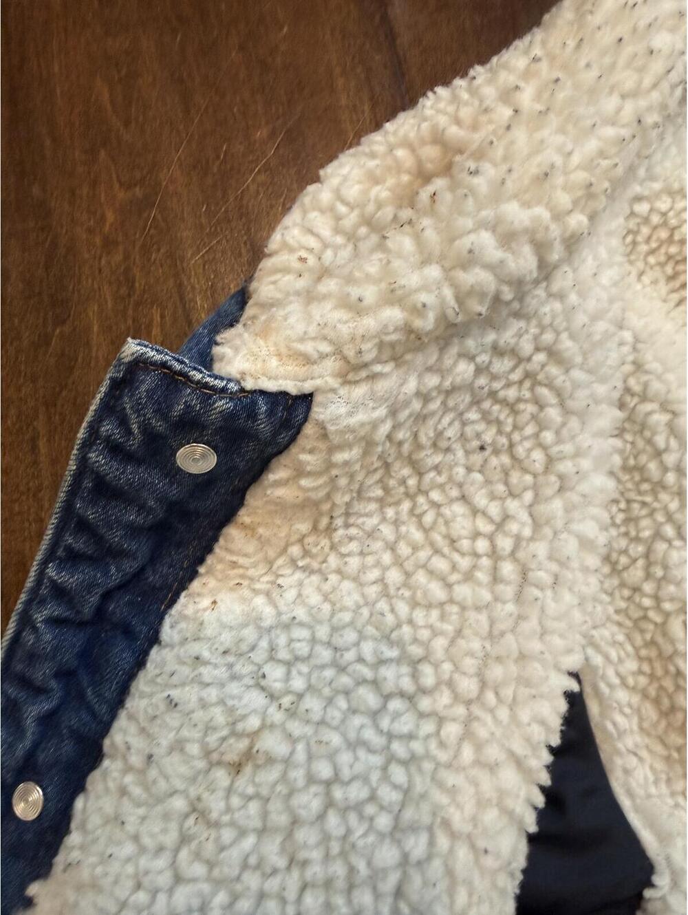 Abercrombie & Fitch Sherpa Lined Denim Trucker Jacket Unisex Y2K Vintage Style - Picture 4 of 6